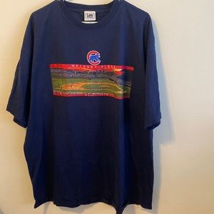 LEE Sport Chicago Cubs Wrigley Field Shirt (Size XXL)